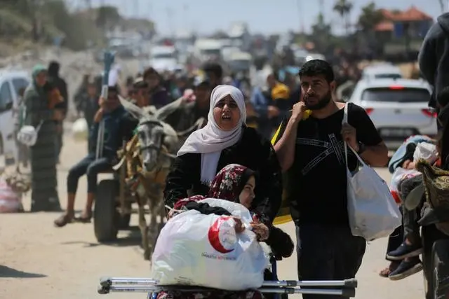 以军轰炸加沙多地至少17人死亡，以军战机对加沙地带袭击造成至少20人死亡